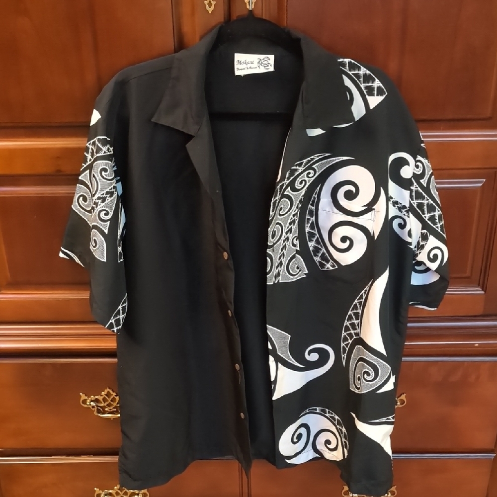 Black and White Hawaiian Patterned Men's Jacket